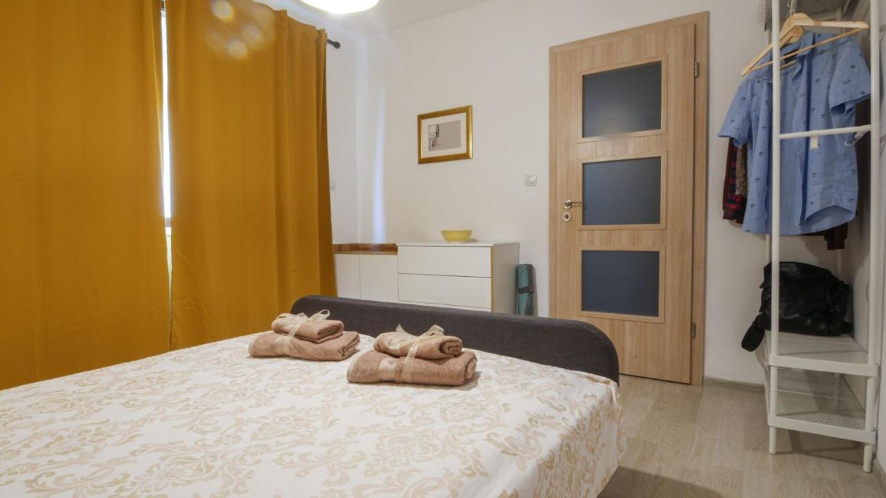 Varusha Apartment Veliko Tărnovo Esterno foto